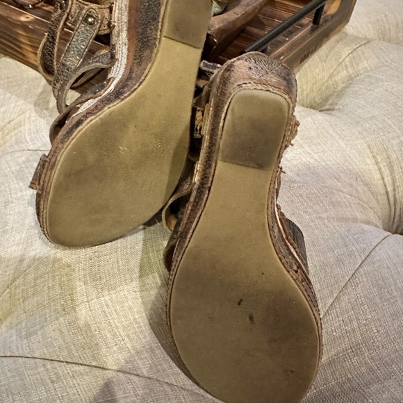 Beautiful Bedstu wedge sandals. - Picture 7 of 11